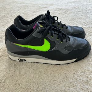 Nike ACG Wildwood black Electric Green shoes sneakers size 12